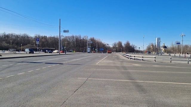 Воробьевы Горы.Прогулка от метро до МГУ. смотреть онлайн