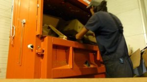 работа на компакторе пресс станок для картона пластика пакетов и др. июль 2023. блог