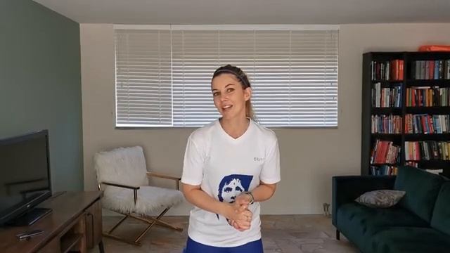 САМЫЕ КРАСИВЫЕ ФУТБОЛИСТКИ В МИРЕ смотреть онлайн