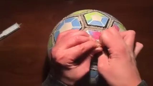 (Лайфхак)как накачать мяч !!!без насоса!!!/это работает!