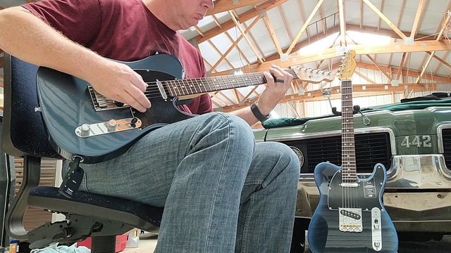 Fender American Pro 2 Telecaster vs American Standard Telecaster: a tale of two Telecasters смотреть онлайн