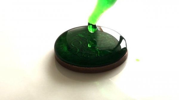 ПОВЕРХНОСТНОЕ НАТЯЖЕНИЕ ВОДЫ | Science experiment water tension