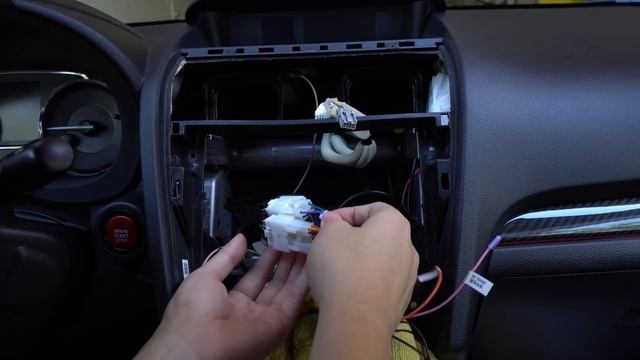 WE DOING THIS 10 INCH! | Universal Single Din FULL Install | 8-Core | $300 смотреть онлайн