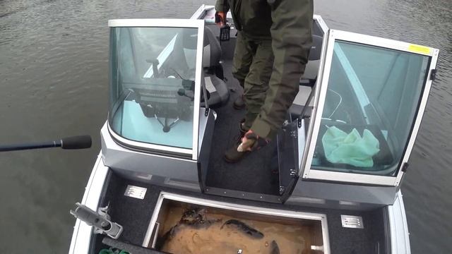 Туман рассеялся и тут началось!!! ОСЕННИЙ СПИННИНГ НА РЕКЕ. смотреть онлайн