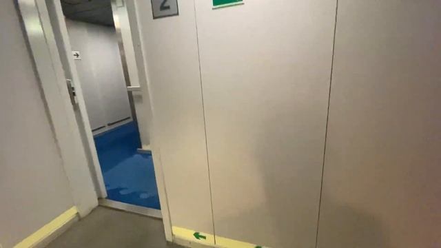 Дальнобой по Европе 2022 Первый раз каюта под водой Паром Лабиринт