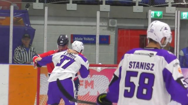 Kris Inglis vs Nolan LaPorte EIHL fight 1-9-19 смотреть онлайн