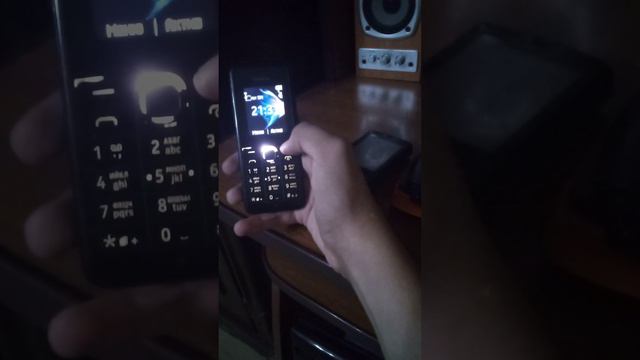коллекция новых телефонов. старые телефоны смотреть онлайн