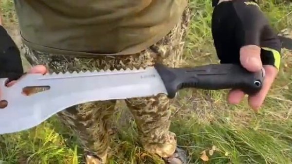 Обзор мачете Выживший