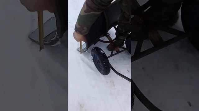 Ручной отвал для снега смотреть онлайн