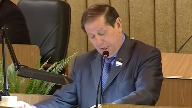 Депутаты заслушали отчет Главы Республики Алтай смотреть онлайн