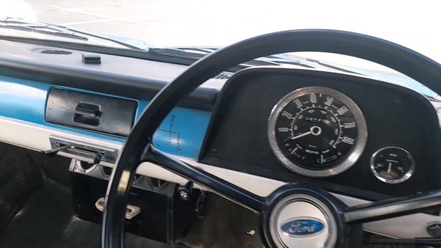 Lot 365 - 1967 Ford Transit 'Freedom' Camper смотреть онлайн