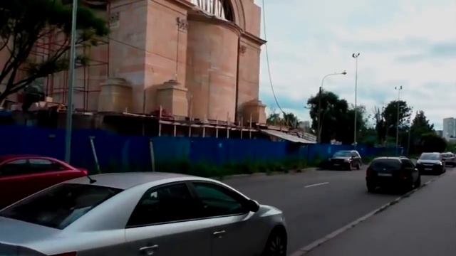 2020.07.03. Прогулка к Собору Святого Духа смотреть онлайн