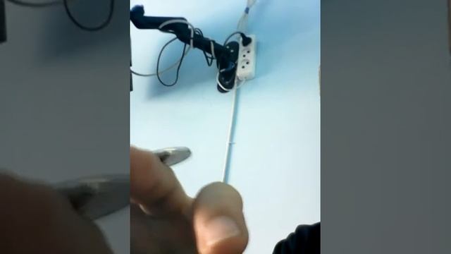 Как перебросить монету через пальцы смотреть онлайн