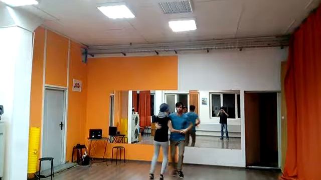 LINDY HOP Intermediate. Aksenov Sergey & Sidorova Olga 2016.02.17 (texas Tommy с вращением) смотреть онлайн