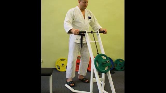 forearm equipment RollMaster and Martin Padar смотреть онлайн