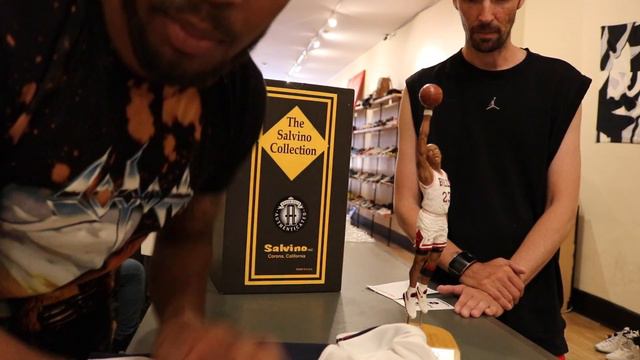 SNEAKER DAVE'S $2000 JORDAN TOY FROM 1994 смотреть онлайн