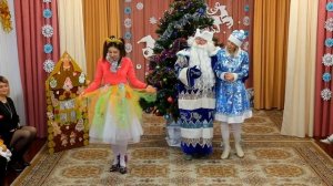 Новогодний утренник во второй младшей группе