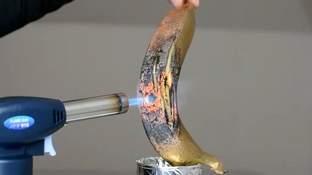 GAS TORCH vs GOLDEN BANANA смотреть онлайн