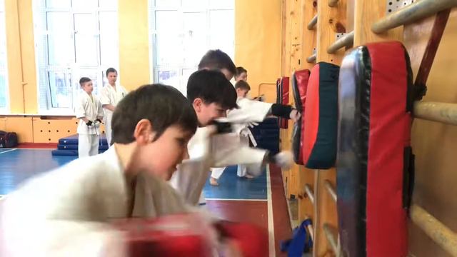 Клуб «Тэнгу Про» Самооборона и Подготовка бойца Кёкусинкай Карате в Мурманске