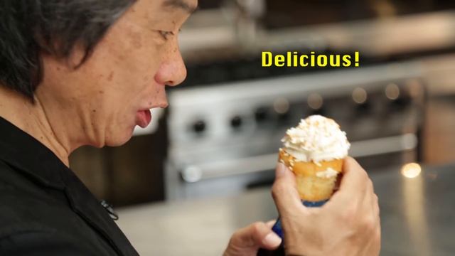 The Creator Of Mario Plays Super Mario Run смотреть онлайн