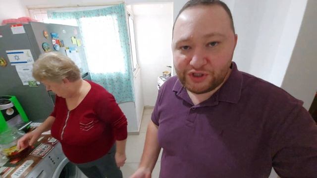 Мама готовит очень вкусный и полезный диетический овощной суп пюре ? Ешь и Худей смотреть онлайн