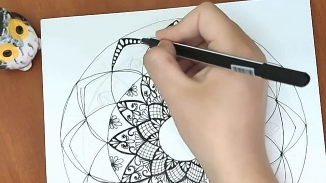 Как рисовать мандалы. Часть 2. Узоры | How to draw mandalas. Part 2. Lineart and patterns смотреть онлайн