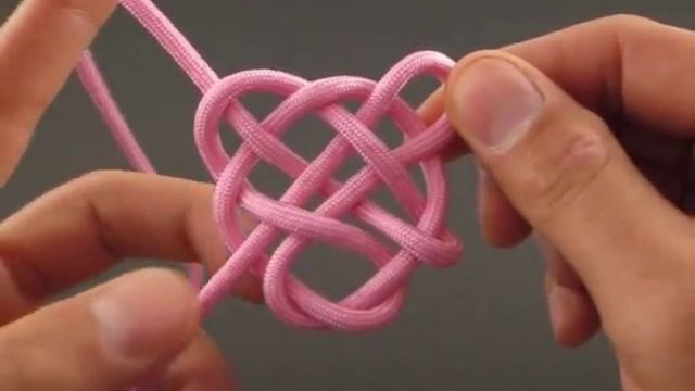 How to Tie a Big Celtic Heart Knot by TIAT смотреть онлайн