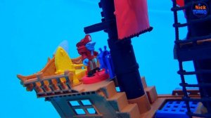 Мультфильмы про супергероев. Халк в полицейском участке.