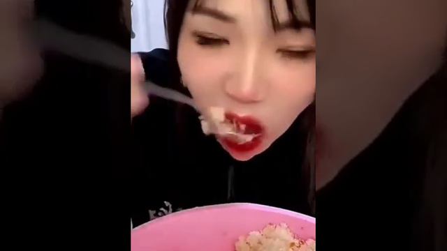 YY DRY CRUNCHY SQUEAKY MIXED BERRIES 🍑🍒 JEWELLERY 💎 ICE 🧊 CHUNKS EATING BIG BITES