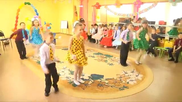 Вальс на выпускной в детском саду. смотреть онлайн