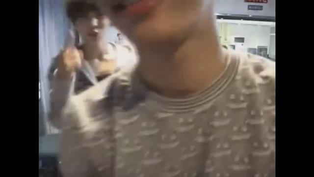 Taemin's Random/Funny Side смотреть онлайн