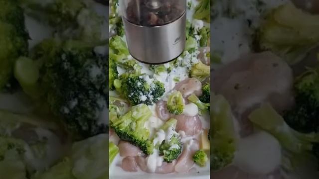 Картошка с брокколи и мясом в духовке. смотреть онлайн