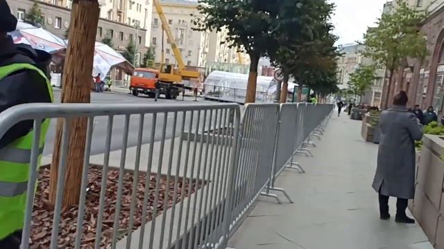 Тверская улица готовится ко Дню города-2022