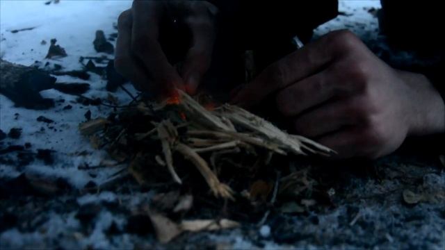 Виживи якщо зможеш | Як розпалити вогонь без сірників смотреть онлайн