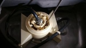 Снятие бензонасоса на Ауди С4