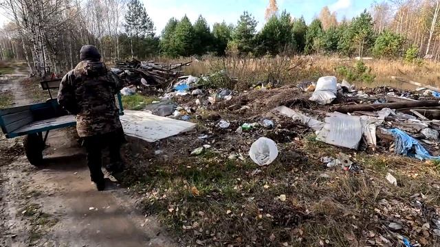 Жизнь в Деревне.  Мусорка в лесу это что то