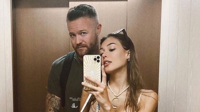 Marriage proposal for Dilan Çiçek Deniz on the Bosphorus Bridge! смотреть онлайн