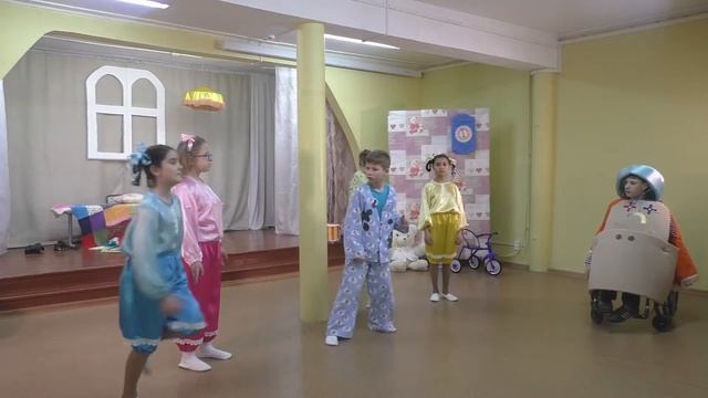 Театральное объединение "Изумрудный город" музыкальный спектакль "Мойдодыр" смотреть онлайн