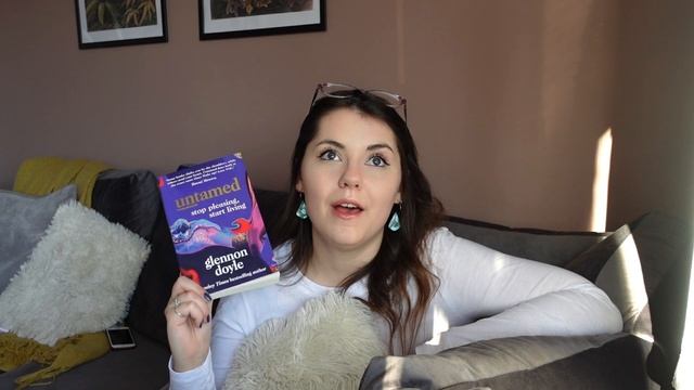 WE READ REESE'S BOOK CLUB | COLLAB WITH CIARA смотреть онлайн
