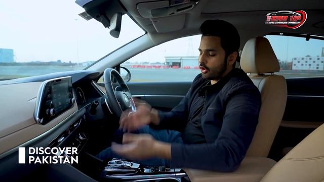Hyundai Sonata Review 2023 | Features and Test Drive | Gear Up смотреть онлайн