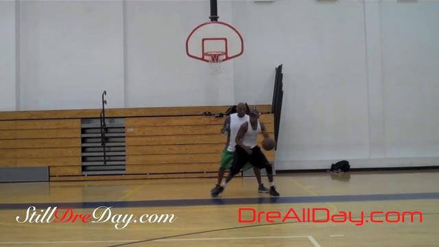 Dre Baldwin: 1-On-1 Game Clip #119 | Using Athleticism In Post Over Bigger Defender to Score смотреть онлайн