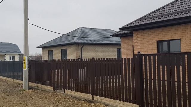 Анапа. Аномальное похолодание.  Ждем морозы. Цыбанобалка не отпускает. Дома и цены.