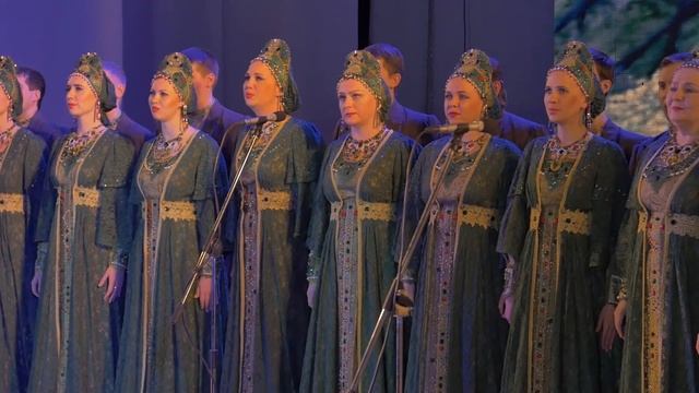 Уральский народный хор Из-за синих гор смотреть онлайн