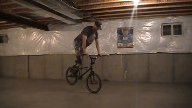 My First Decade. Old School Flatland Subrosa Bmx смотреть онлайн