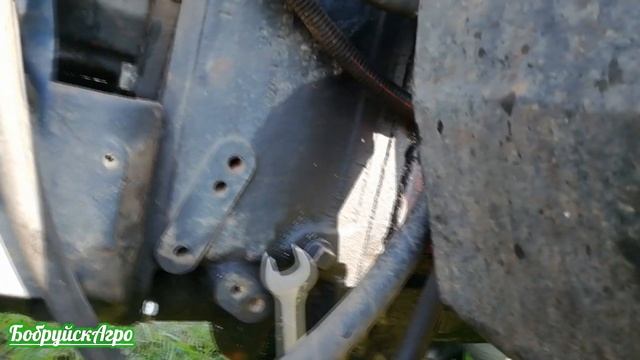 Замена масла в коробке передач МТЗ 320 смотреть онлайн