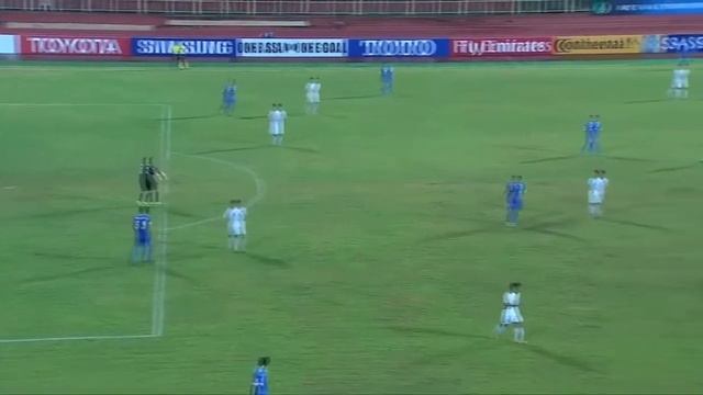 Вратарь сборной Узбекистана забил гол команде КНДР от своих ворот смотреть онлайн