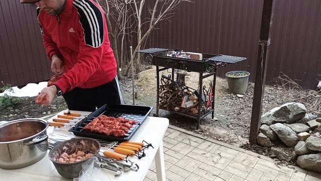 Как приготовить ШАШЛЫК из свиной шеи,с шампиньонами на мангале,быстро и очень Вкусно!!! 16+ смотреть онлайн