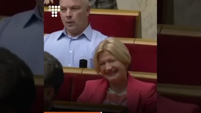 Разумков попросил депутатов не есть и не «удовлетворять физиологические нужды» в зале смотреть онлайн