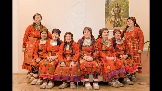Урок 9 (1) Народный ансамбль удмуртской песни Вуюись — Эх, шу туганэ смотреть онлайн
