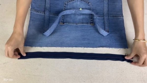 how to sew a travel bags tutorial, denim travel bags diy, sewing diy a denim travel bags tutorial.